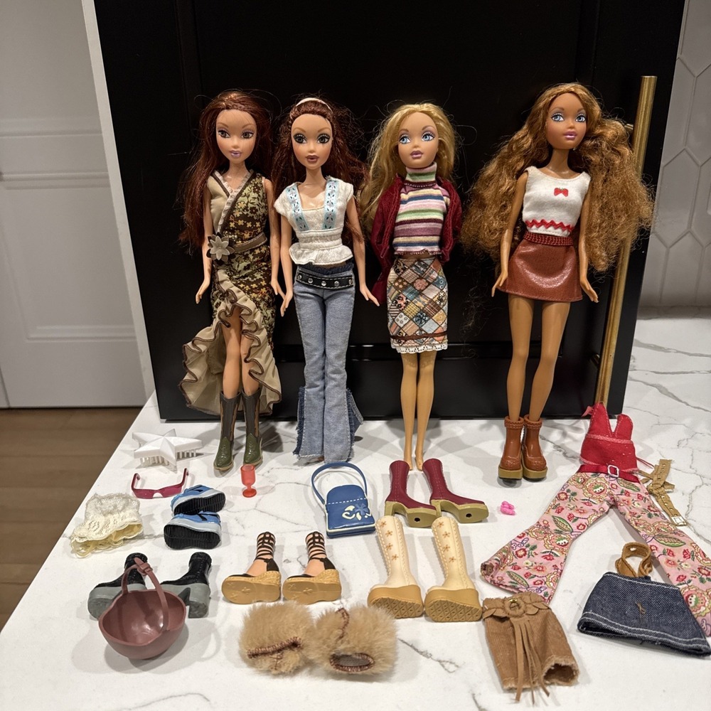 Lot Of 4 Mattel My Scene 1999 Dolls, Cloths And Accessories!